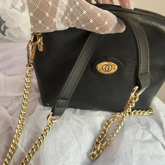 Authentic black Gucci crossbody